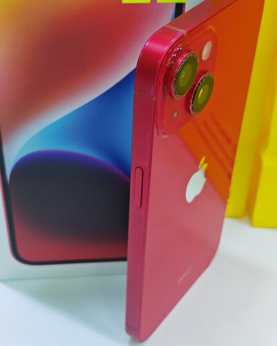 ايفون 14 256 جيجابايت أحمر – مستعمل كالجديد بطارية 80%