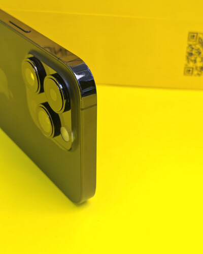 ايفون 14 برو – 256 جيجا – أسود – نسبة البطارية 80% – مستعمل نظيف