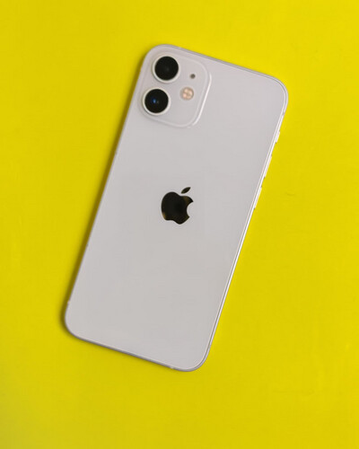 iPhone 12 Mini 128GB White used like new Battery 74%