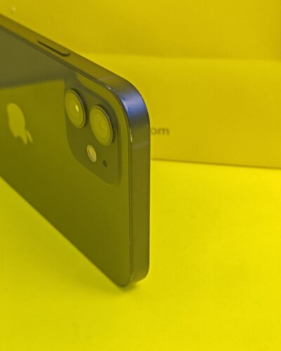 ايفون 12 – 128 جيجا – أسود بطارية 77% مستعمل كالجديد