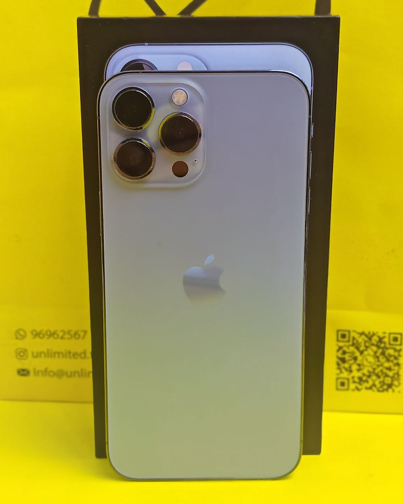 ايفون 13 برو ماكس – 256 جيجا – أزرق بطارية 100% مستعمل نظيف