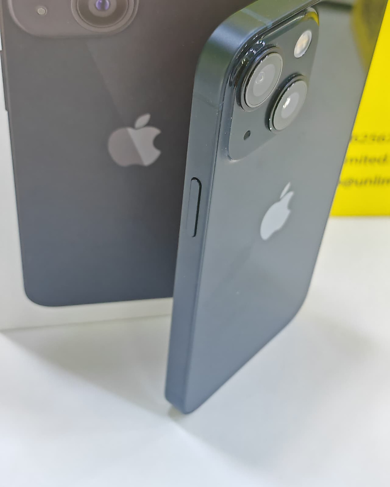 iPhone 13 Mini 128GB Black used like new Battery 75%