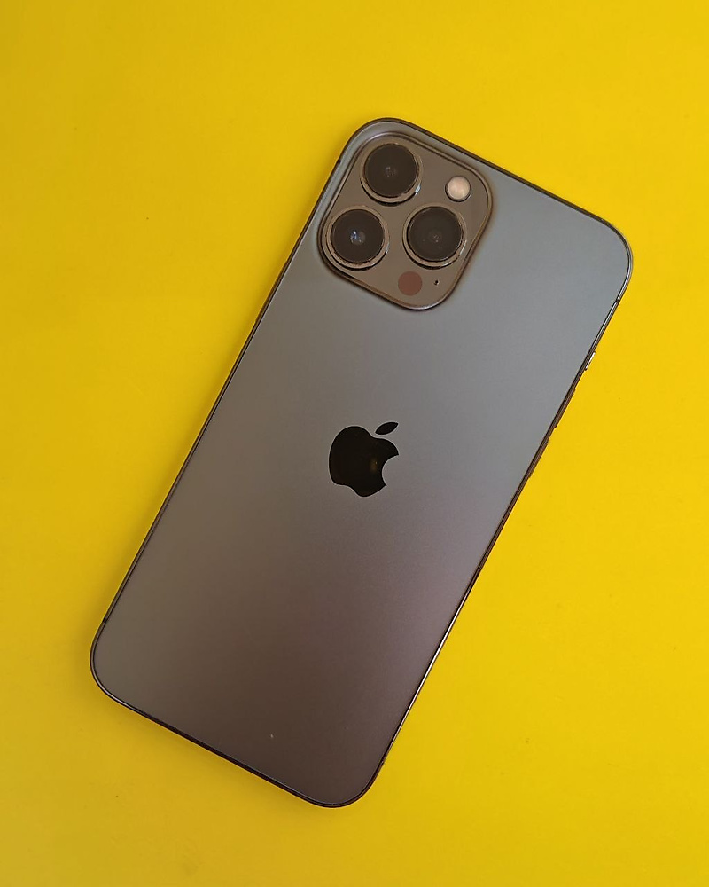 iPhone 13 Pro Max 512GB Gray – Battery 74% Used Like New