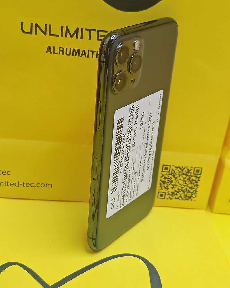 iPhone 11 Pro 256GB Space Gray – Battery 100% Used Like New