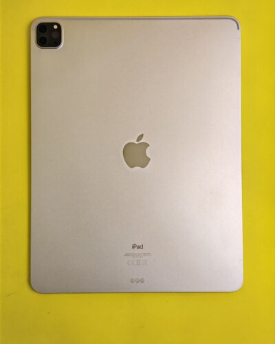 ايباد برو 12.9 الجيل الخامس M1 – 256 GB – فضي مستعمل كالجديد