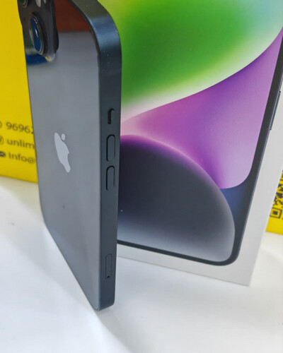 ايفون 14 128 جيجابايت أسود – مستعمل كالجديد بطارية 87%