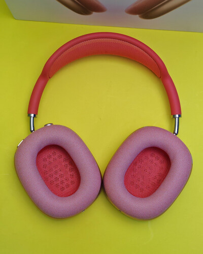 Apple AirPods Max with Active Noise Cancellation – Pink