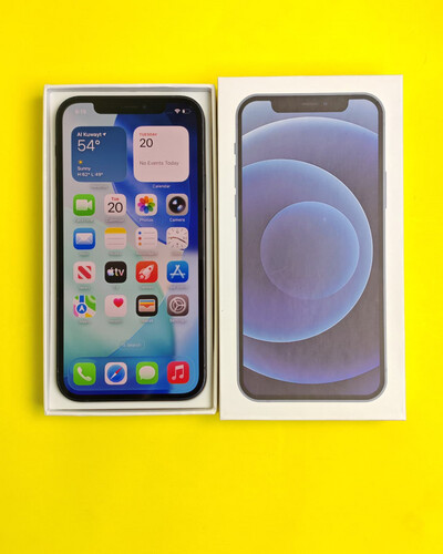 ايفون 12 – 128 جيجا – أسود بطارية 82% مستعمل كالجديد