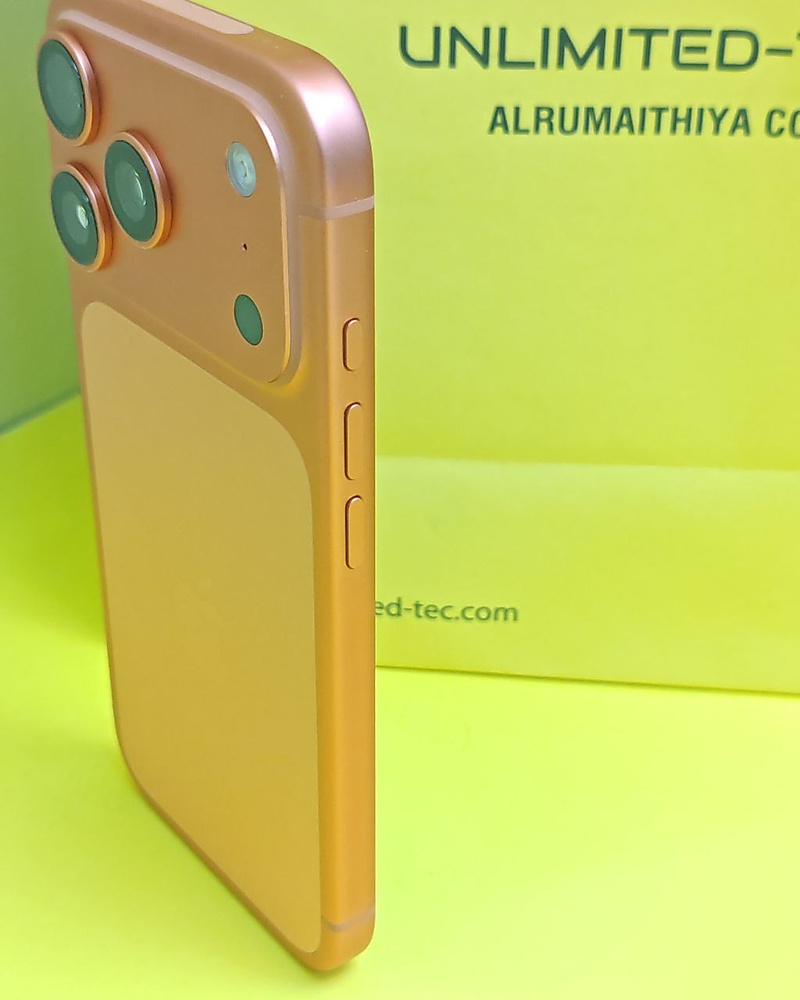 ايفون 17 برو – 512 جيجا – برتقالي بطارية 100% مستعمل كالجديد