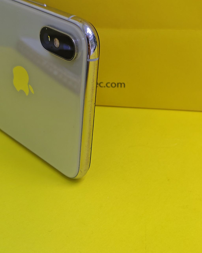 ايفون Xs ماكس – 256 جيجا – ذهبي بطارية 82% مستعمل كالجديد