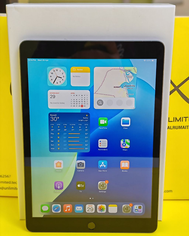 iPad 9th Gen 64GB Gray WiFi used like new original condition