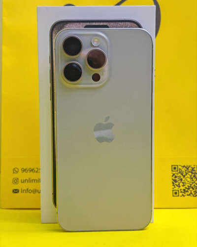 iPhone 15 Pro Max 256GB Natural Titanium – Battery 83%