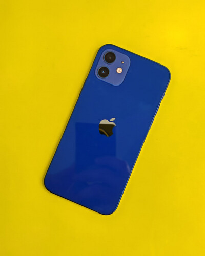 ايفون 12 – 128 جيجا – أزرق نسبة البطارية 78% مستعمل كالجديد