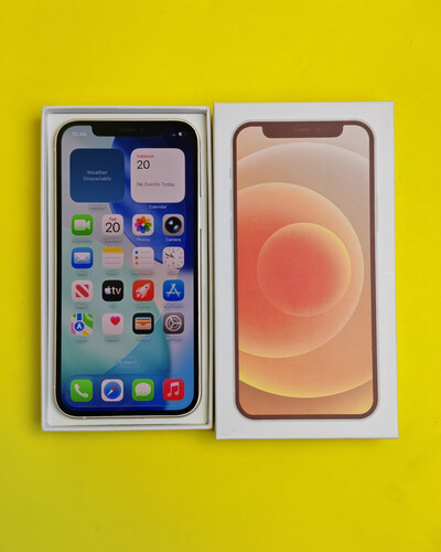 ايفون 12 – 128 جيجا – أبيض بطارية 79% مستعمل كالجديد