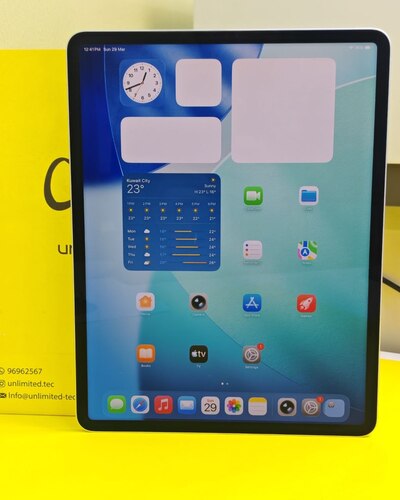 ايباد برو 12.9 الجيل الخامس M1 – 256 GB – فضي مستعمل كالجديد