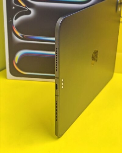 ايباد برو 11 انش الجيل الأحدث M5 – 256 جيجا – 5G مستعمل كالجديد - شريحة