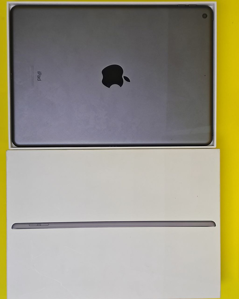 iPad 7th Generation 32GB Gray – Used Like New