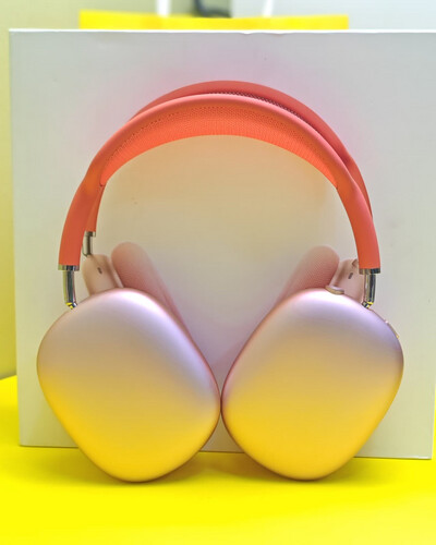 Apple AirPods Max with Active Noise Cancellation – Pink