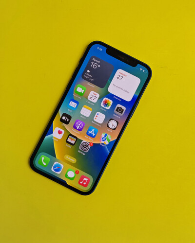 ايفون 12 – 128 جيجا – أزرق نسبة البطارية 78% مستعمل كالجديد