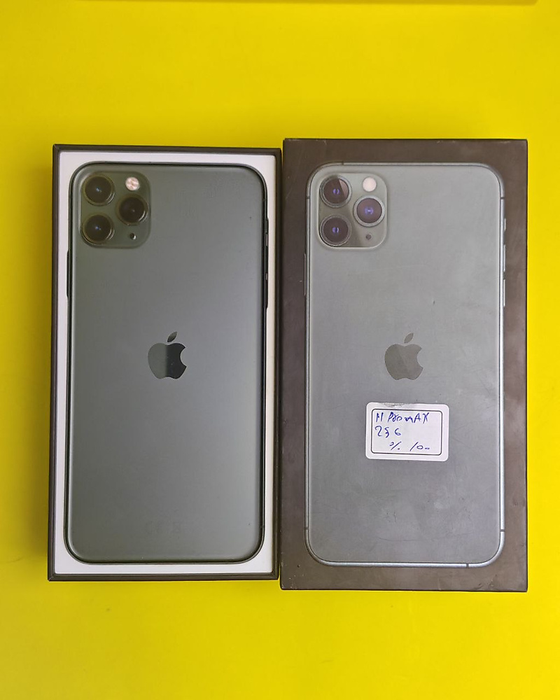ايفون 11 برو ماكس 256GB أخضر بطارية 100% مستعمل نظيف