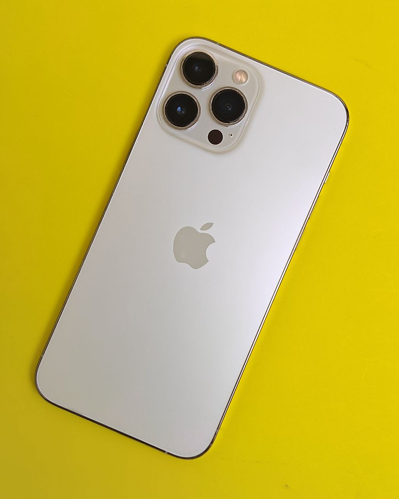 スマートフォン・携帯電話 iPhone13 pro 256GB シルバーバッテリー76%