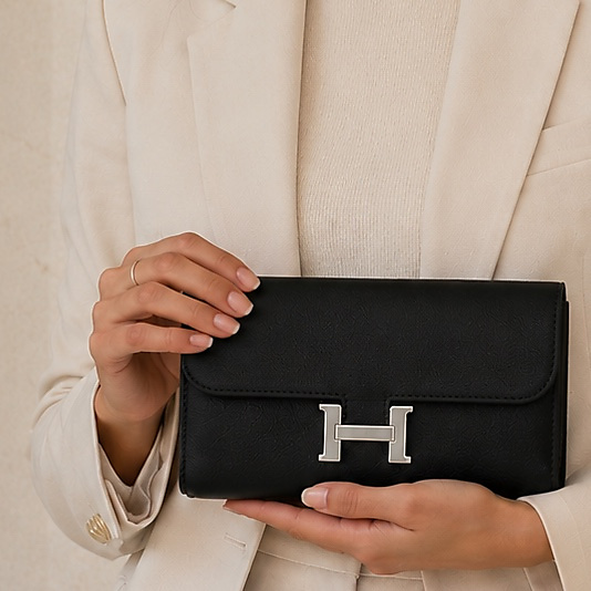 H Style - Black