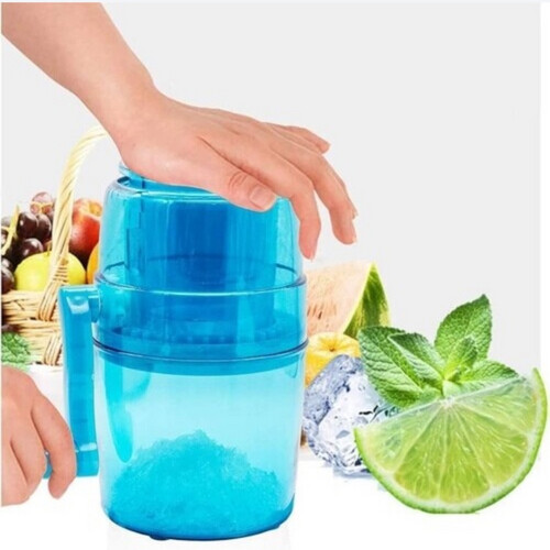 Manual ice crusher