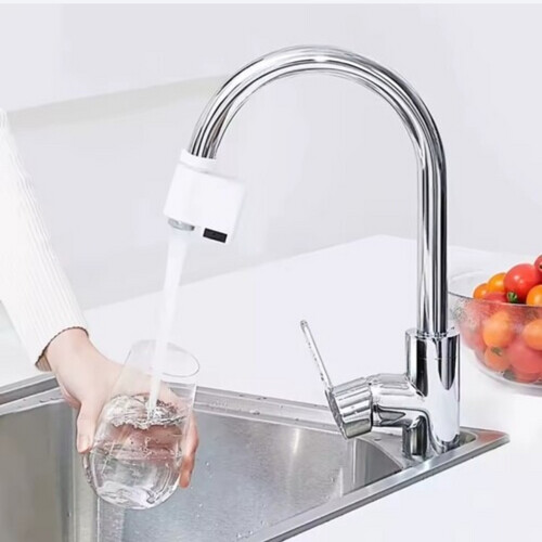 Electronic water saving mixer