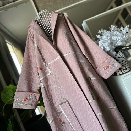 بشت بنقشة ارميس وردي