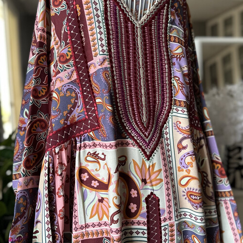 دراعة تقليدية مطرزة-عنابي