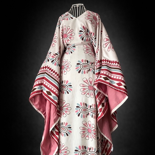 دراعة فراشة وردية