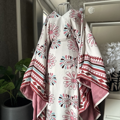 دراعة فراشة وردية