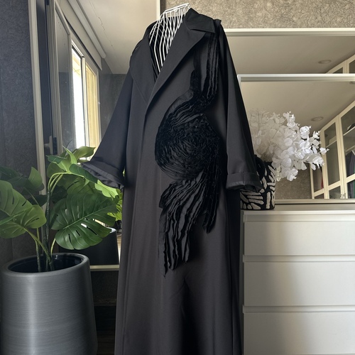 عباية بليزر ورده شك-اسود