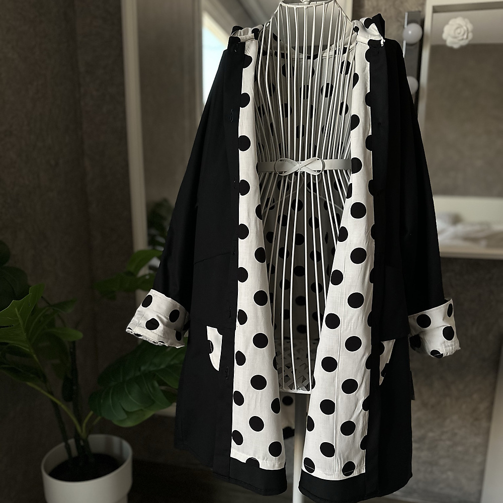 polka dots black top