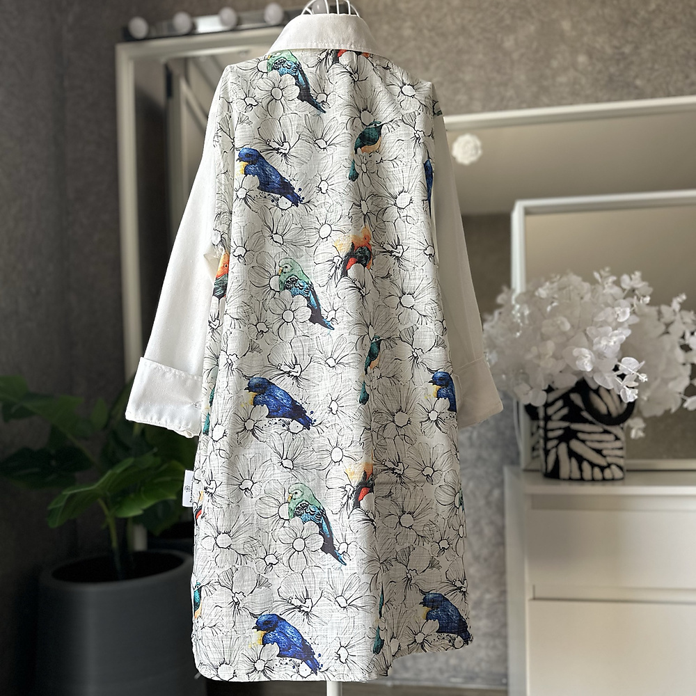 عصفور طل من الشباك