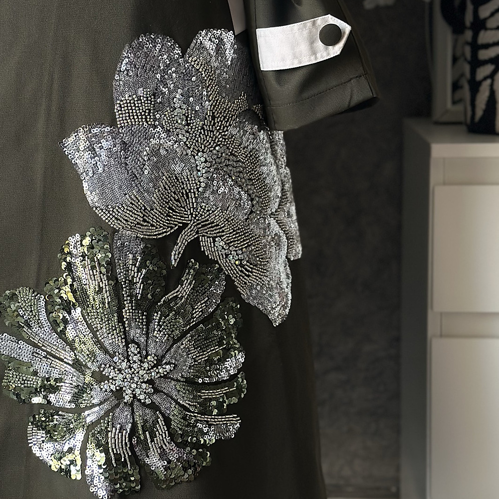 بليزر ميدي مع شك -زيتي