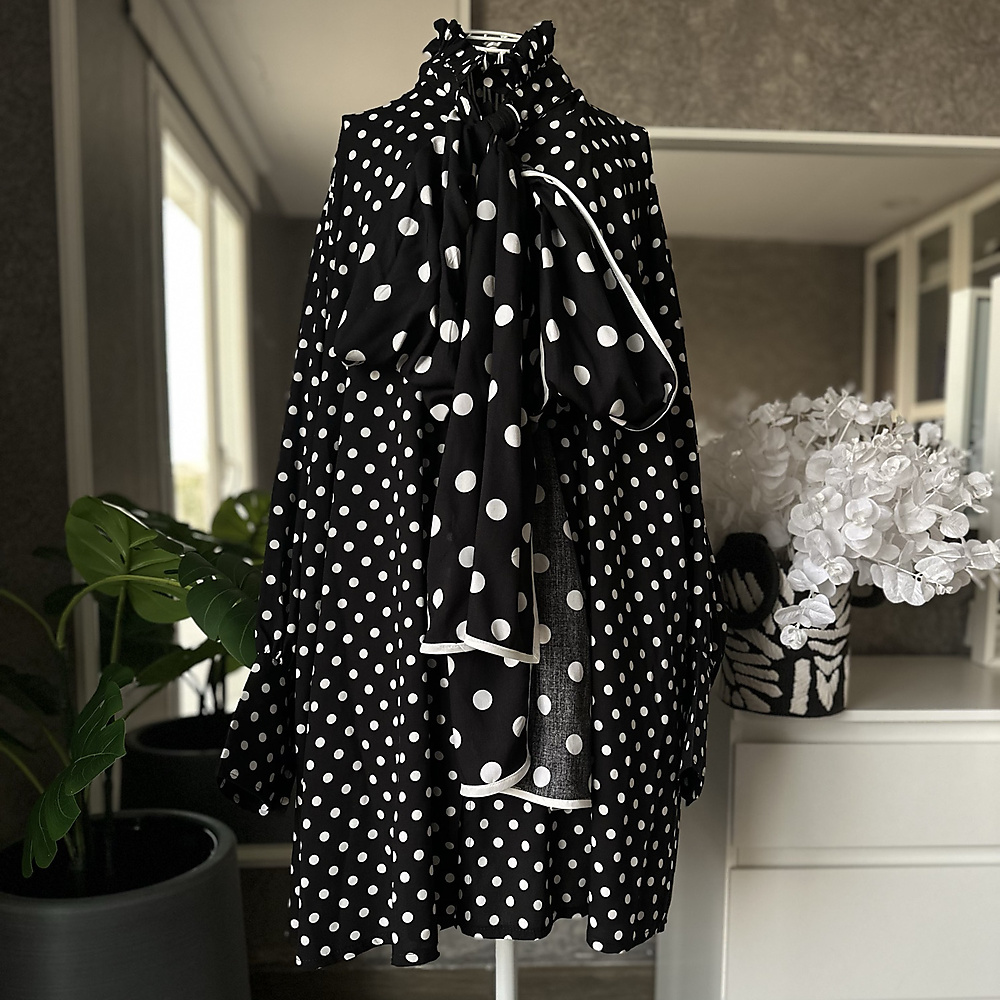 polka ribbon black