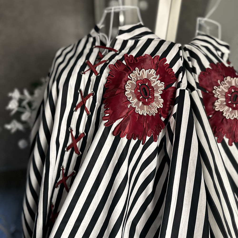 stripe burgundy flower