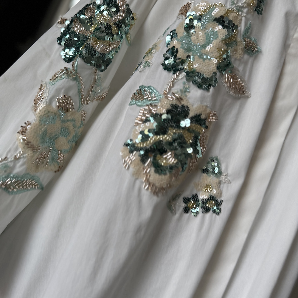 green flowers top