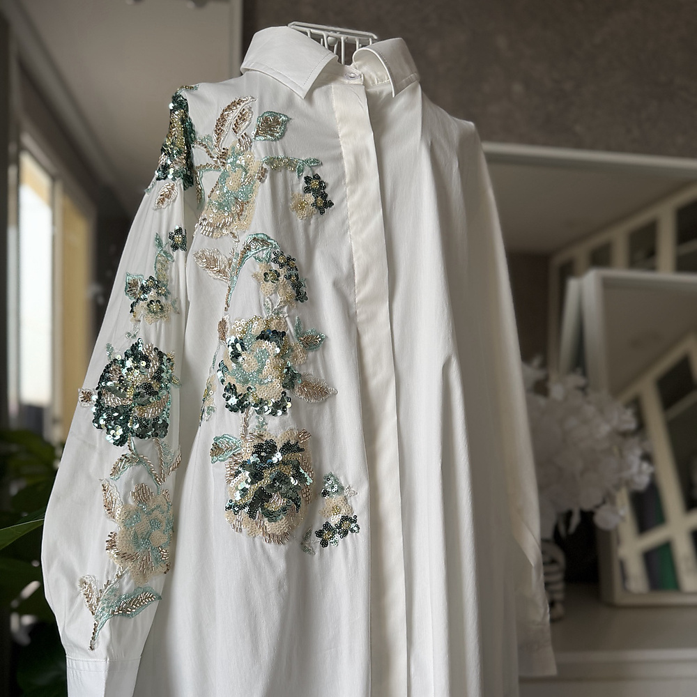 green flowers top