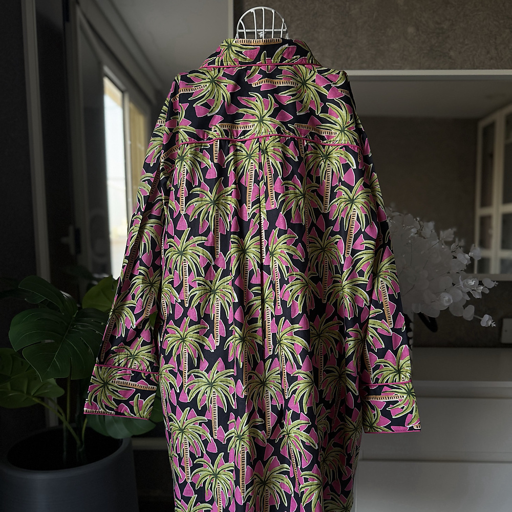 palms fuschia