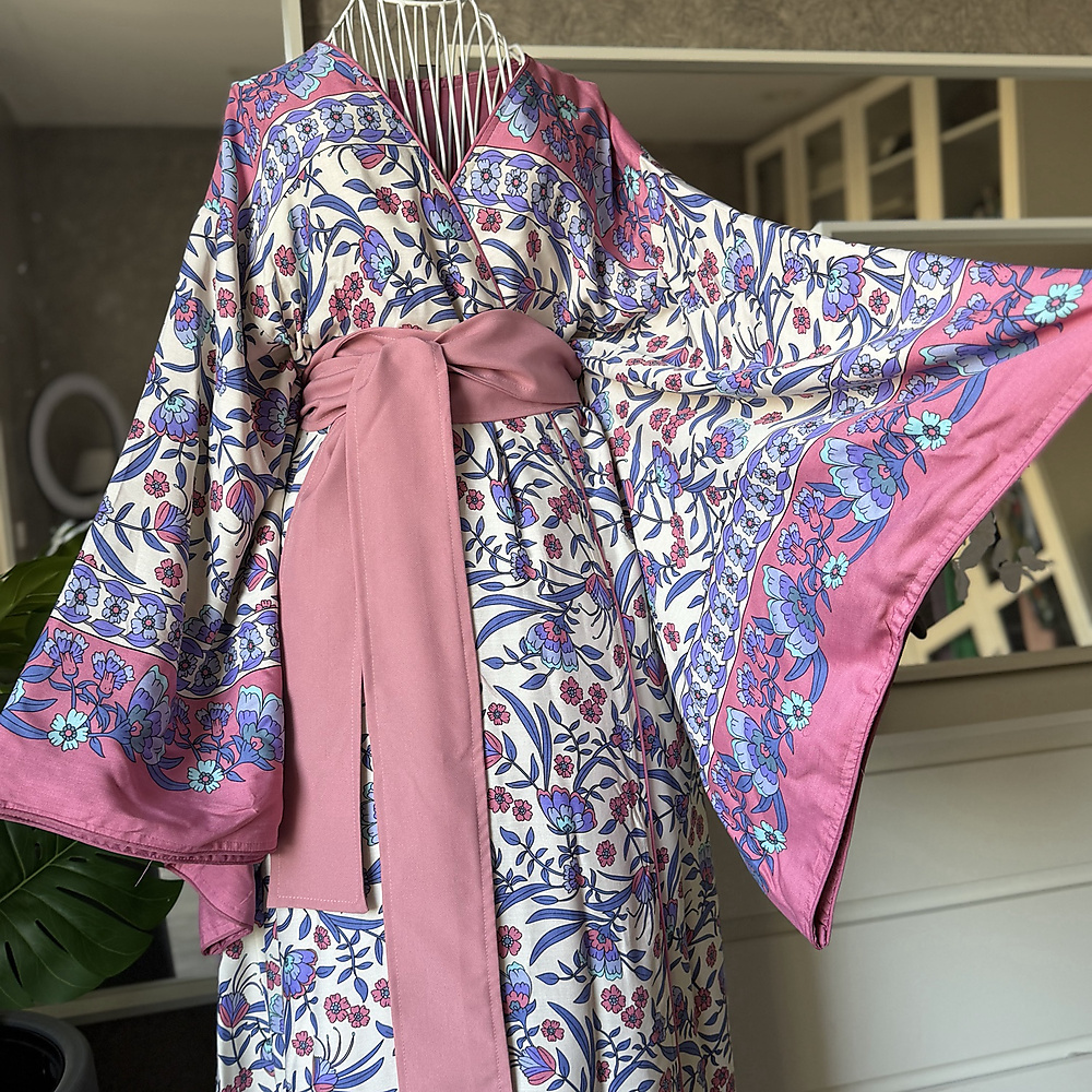 pink kimono