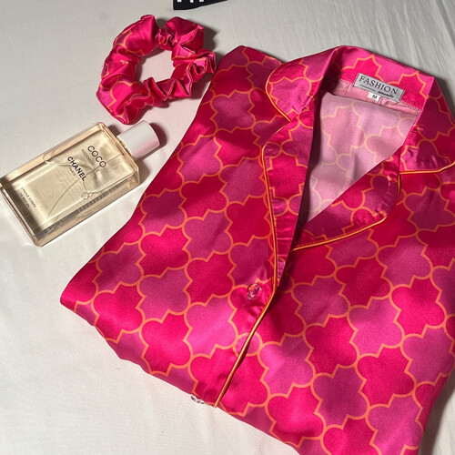 pink