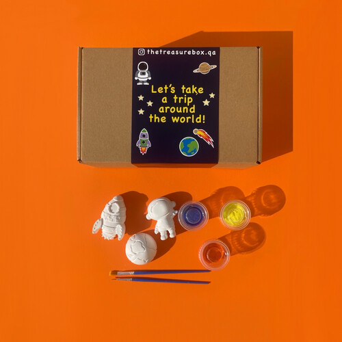 Space coloring kit