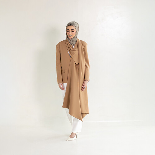 معطف  قصة وشاح