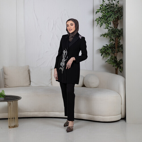 سترة بليزر مزينة بأحجار زهور ثلاثية الأبعاد