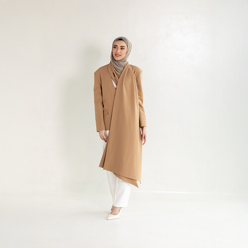 معطف  قصة وشاح