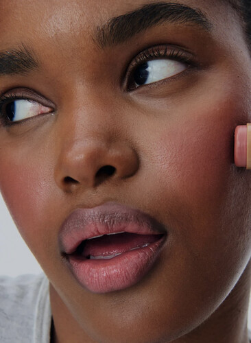 بلشر كريمي freckle