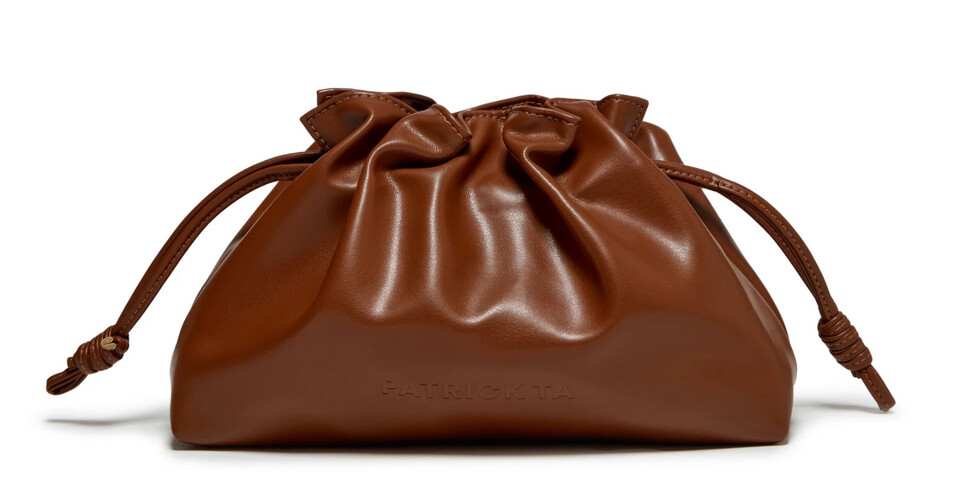 The elevated beauty bag in brown