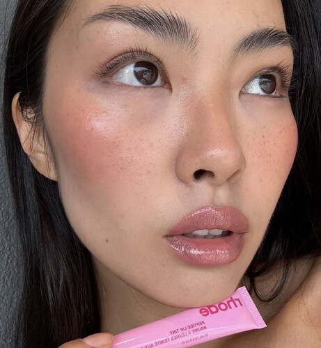 - Peptide lip tint - jelly bean